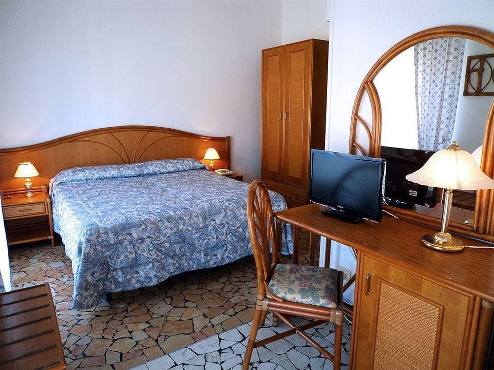 Hotel Zunino Spotorno Extérieur photo
